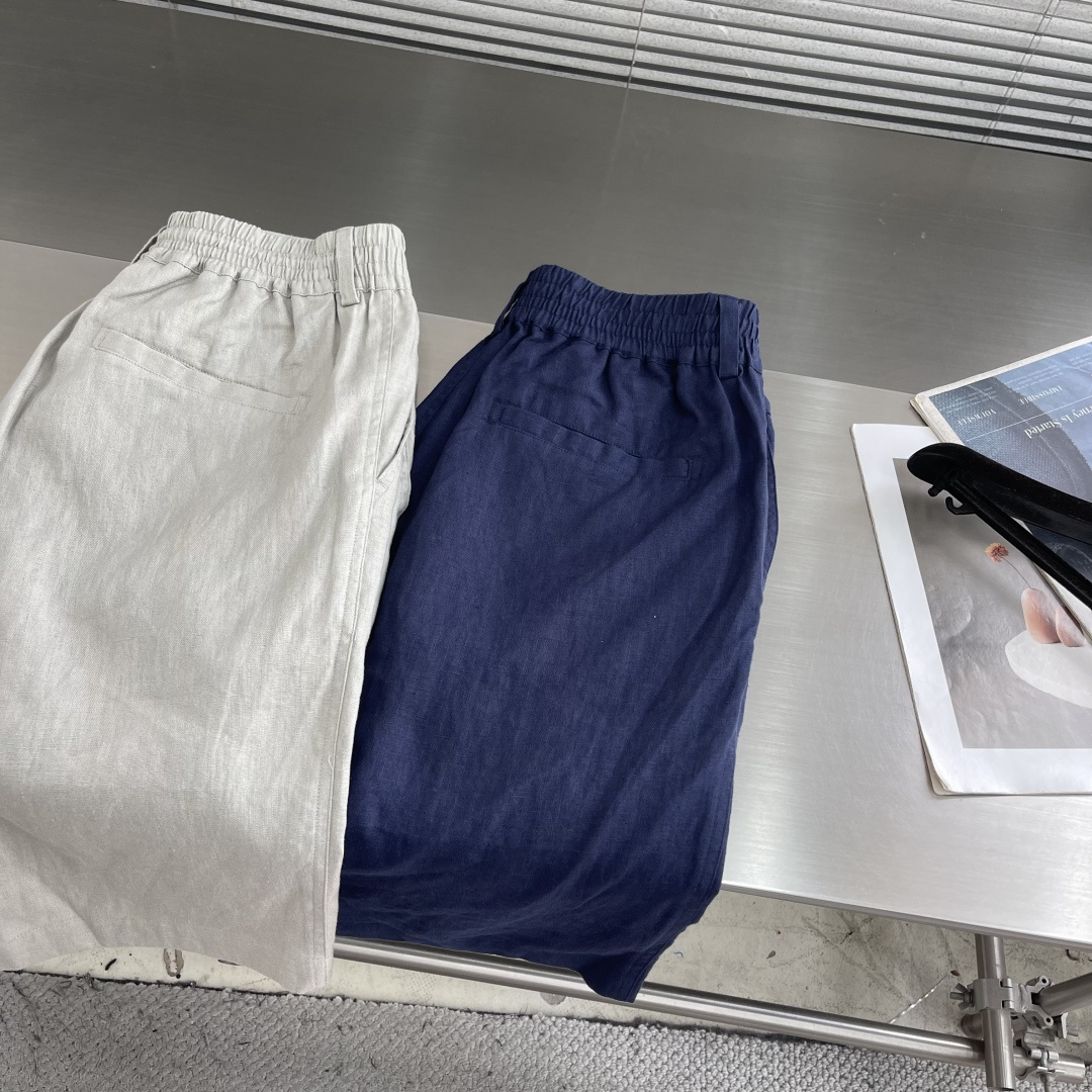 -Loro Piana     100%亚麻休闲短裤 意式老钱风的夏日松弛感甄选法国诺曼底产区100%高
