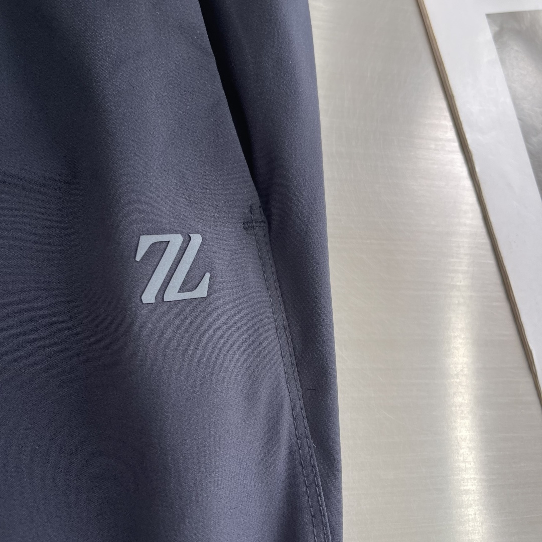 -Z Zegn    26春夏新品男士速干短裤爆款来袭！今年最有特色顶级速干裤，上身效果特别棒，一洗就干