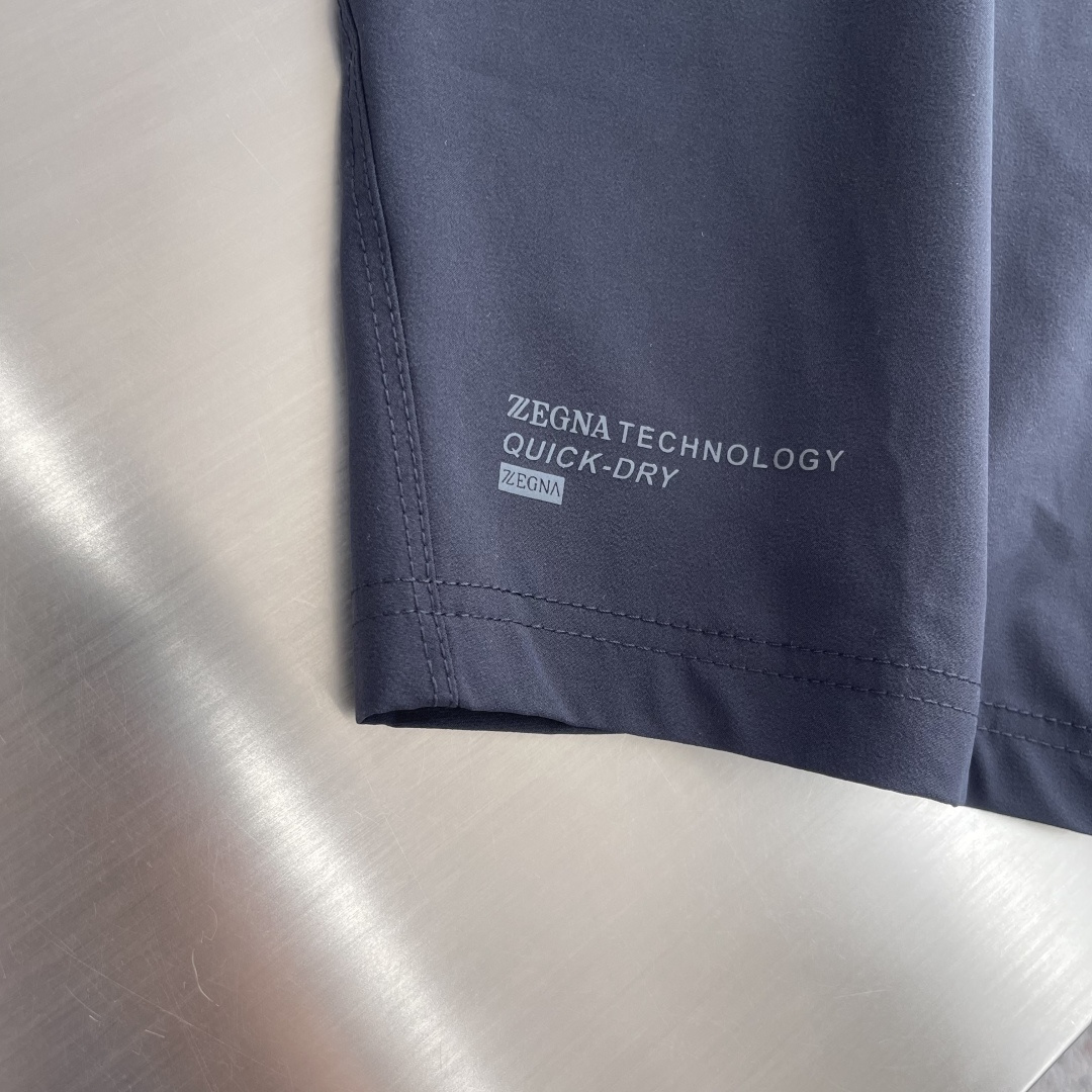 -Z Zegn    26春夏新品男士速干短裤爆款来袭！今年最有特色顶级速干裤，上身效果特别棒，一洗就干