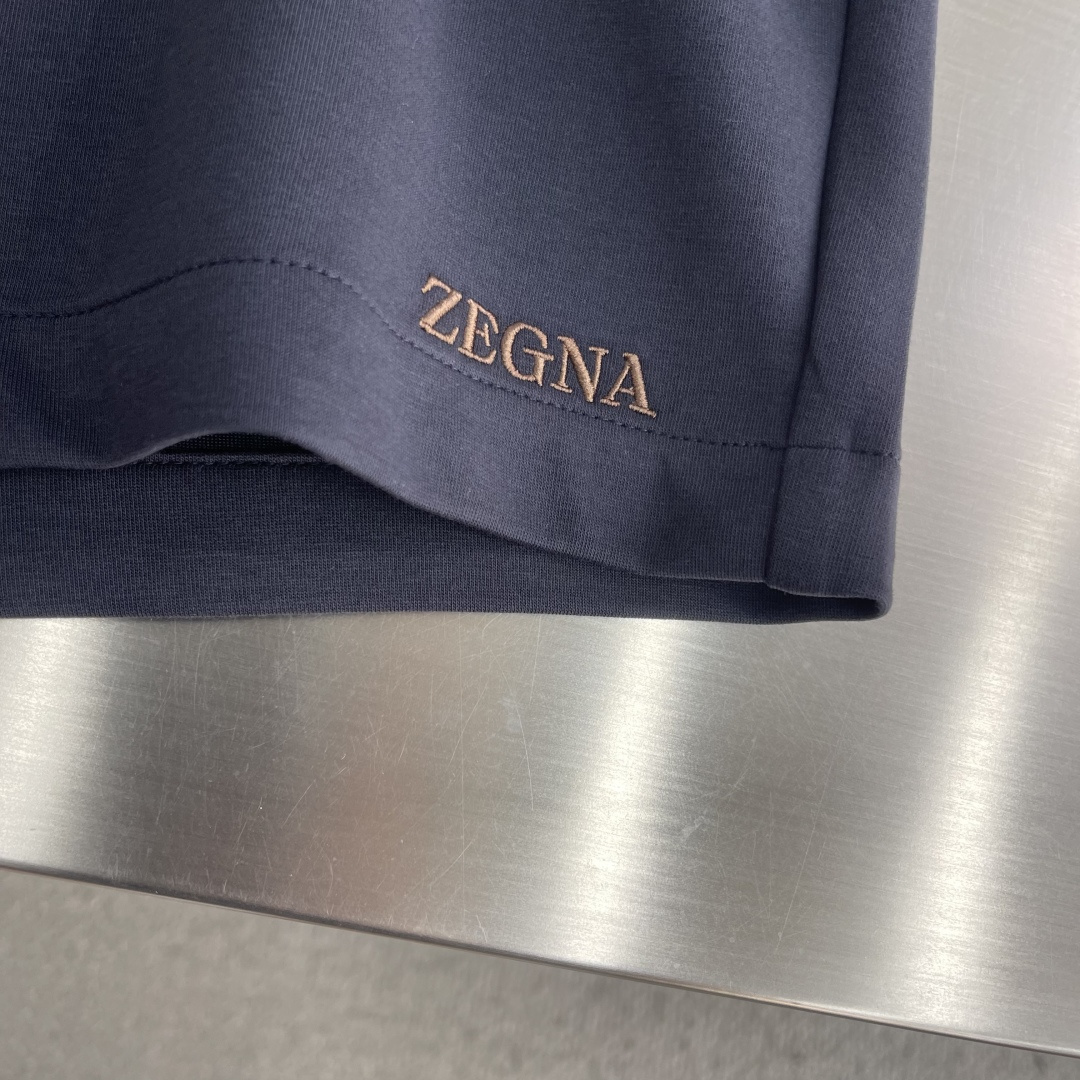-Z Zegn     26SS款新款短裤这款短裤采用优质涤棉混纺基材，融合高弹氨纶纤维织造而成，面料肌