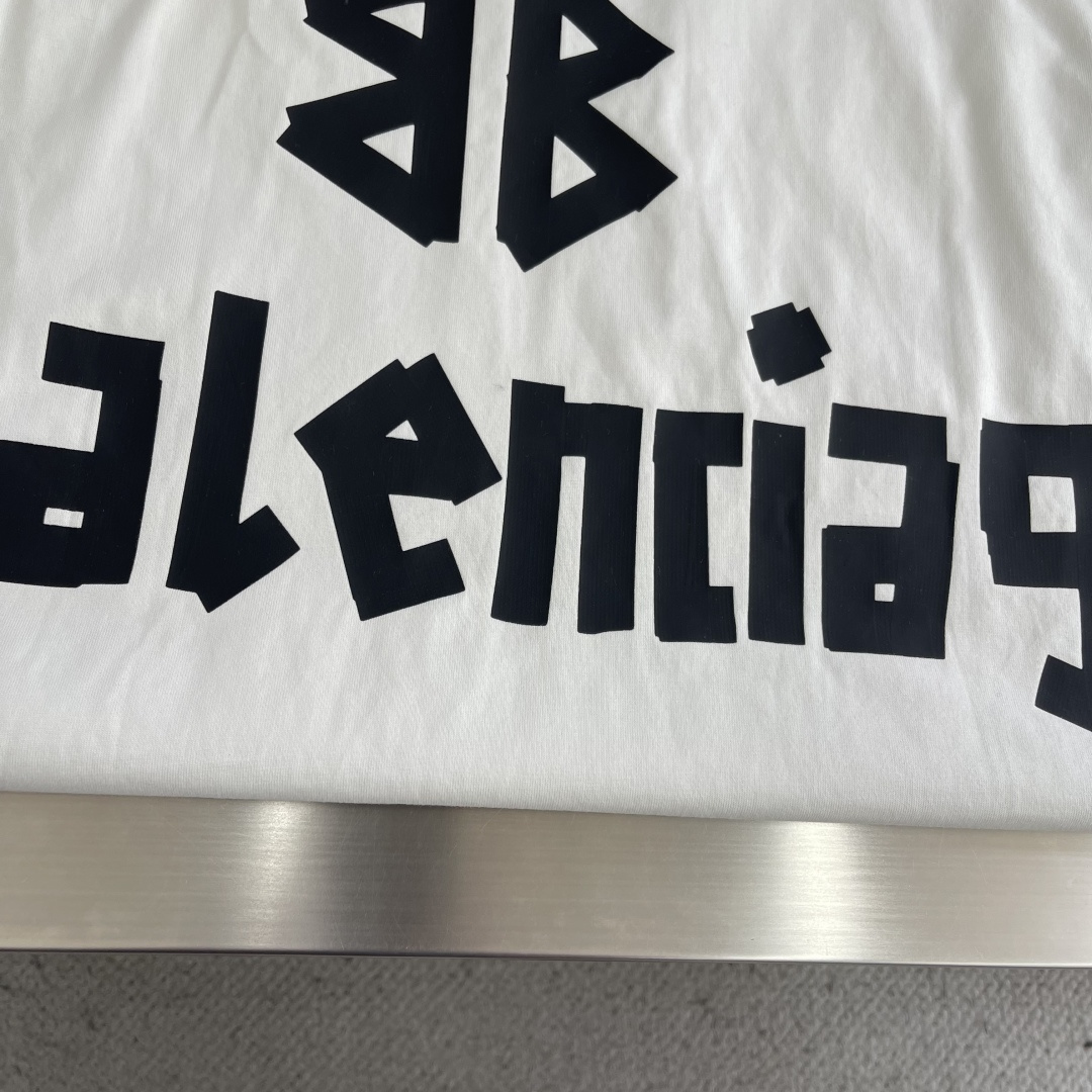 -Balenciag      胶带系列新款t恤，纯棉面料，重工做旧洗水工艺，进口双色胶印重印，设计感十