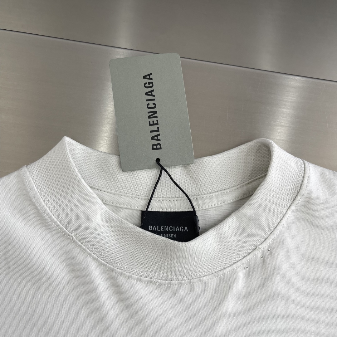 -Balenciag      胶带系列新款t恤，纯棉面料，重工做旧洗水工艺，进口双色胶印重印，设计感十