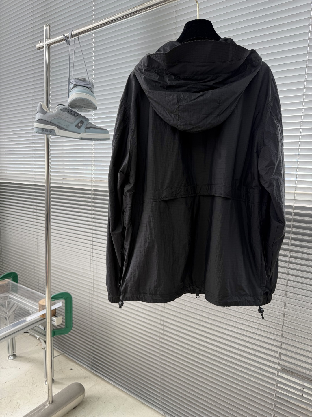 外套-Stone Island    2026最新款防晒服薄款夹克外套 最新款连帽设计防晒外套 经典元素