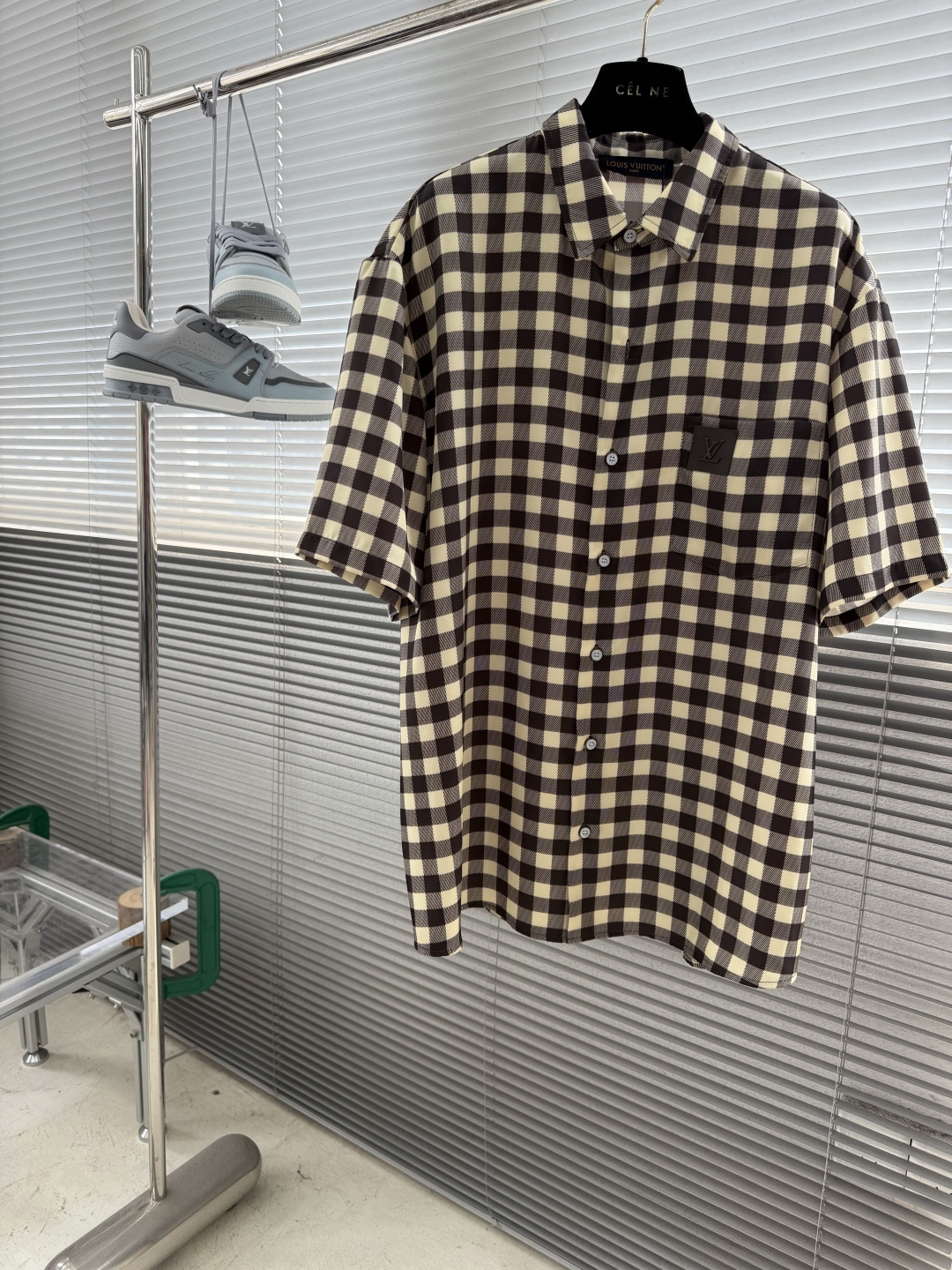 -驴牌    26新款春季系列 DAMIER 提花短袖侧开衩 衬衫 男款码数：S.M.L.XL尺码	衣长