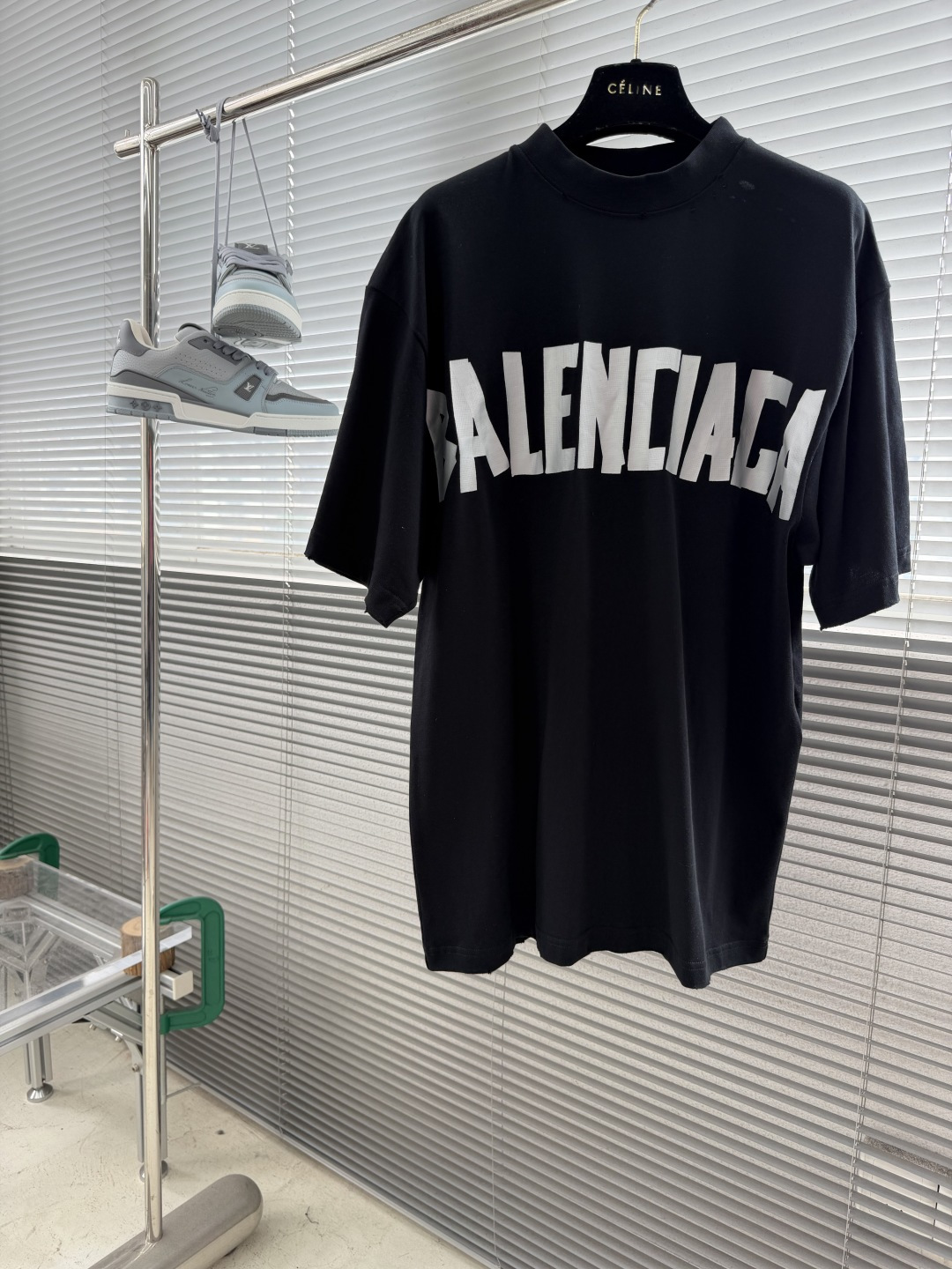 -Balenciag      胶带系列新款t恤，纯棉面料，重工做旧洗水工艺，进口双色胶印重印，设计感十