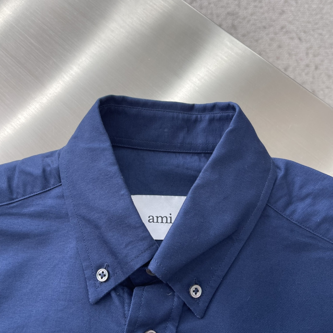 -Ami Paris     爱心刺绣口袋衬衫定制臻品柔韧牛津棉布 紧致而爽滑 舒适贴肤 一抹雾境藏青 