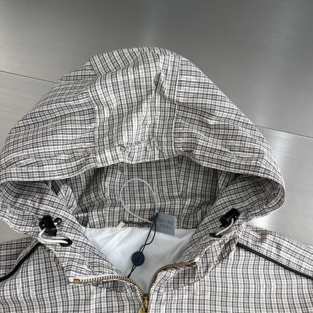 Louis Vuitton Luxury Clothing Apparel Collection 4