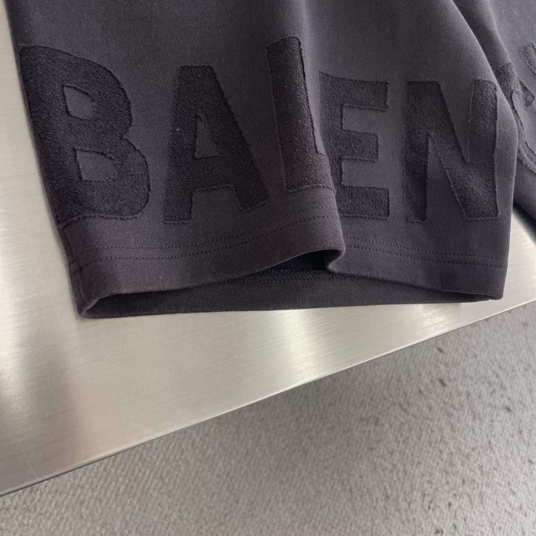 -Balenciag    2026春夏新款休闲抽绳短裤，运动休闲短裤五分裤！贸易公司渠道稀出，同步官网