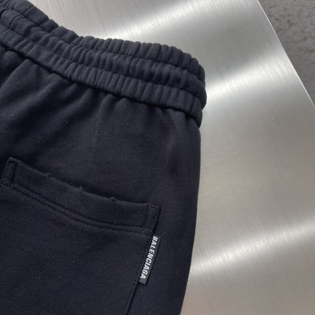 -Balenciag    🆕2026夏季新款休闲短裤！品牌经典LOGO休闲裤 ，定制面料，舒适度极好，