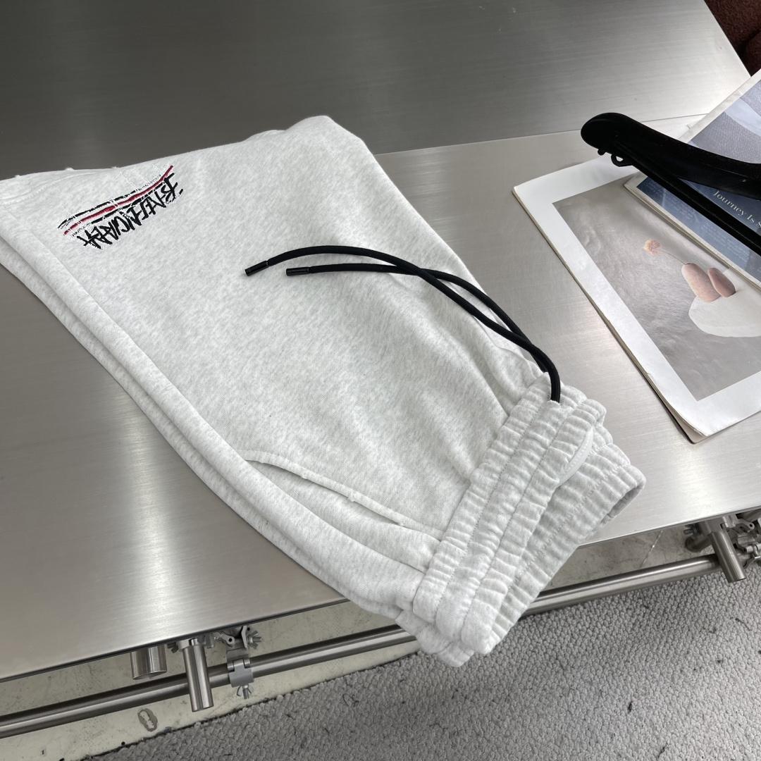 -Balenciag    🆕2026夏季新款休闲短裤！品牌经典LOGO休闲裤 ，定制面料，舒适度极好，