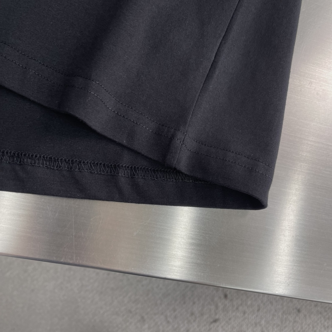 -Lululemon    2026新款T恤采用高克重布料 洗完水260克 不缩水不变形  上身阔挺效果