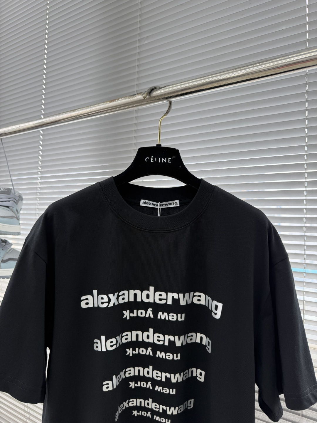 -alexander wang 亚力山大王    26ss春夏新款短袖T恤 面料采用定制双纱纯棉 克重2