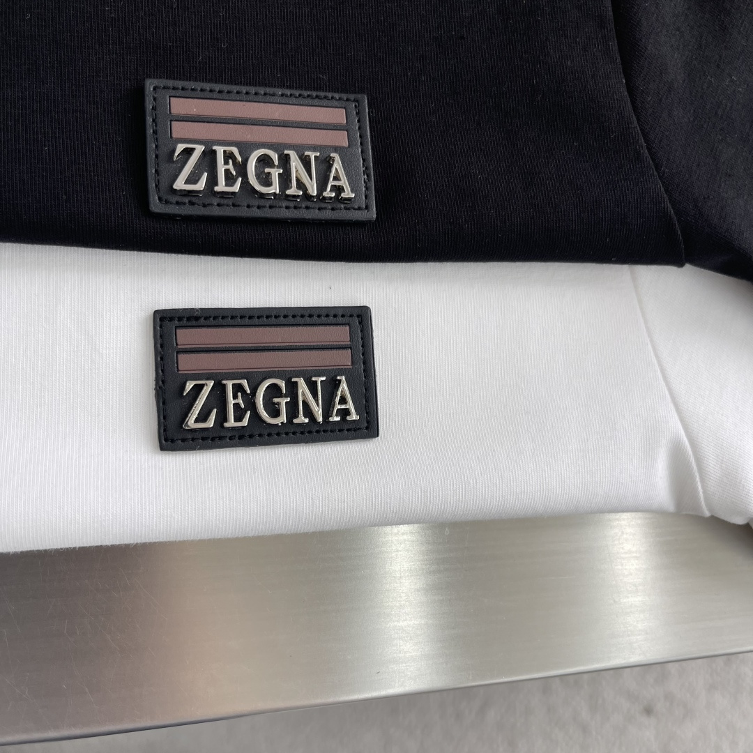 -Z ZEGN    2026新款圆领短袖T恤采用纯棉双纱面料，手感柔软细腻，颜色光泽度都超正，上身舒适