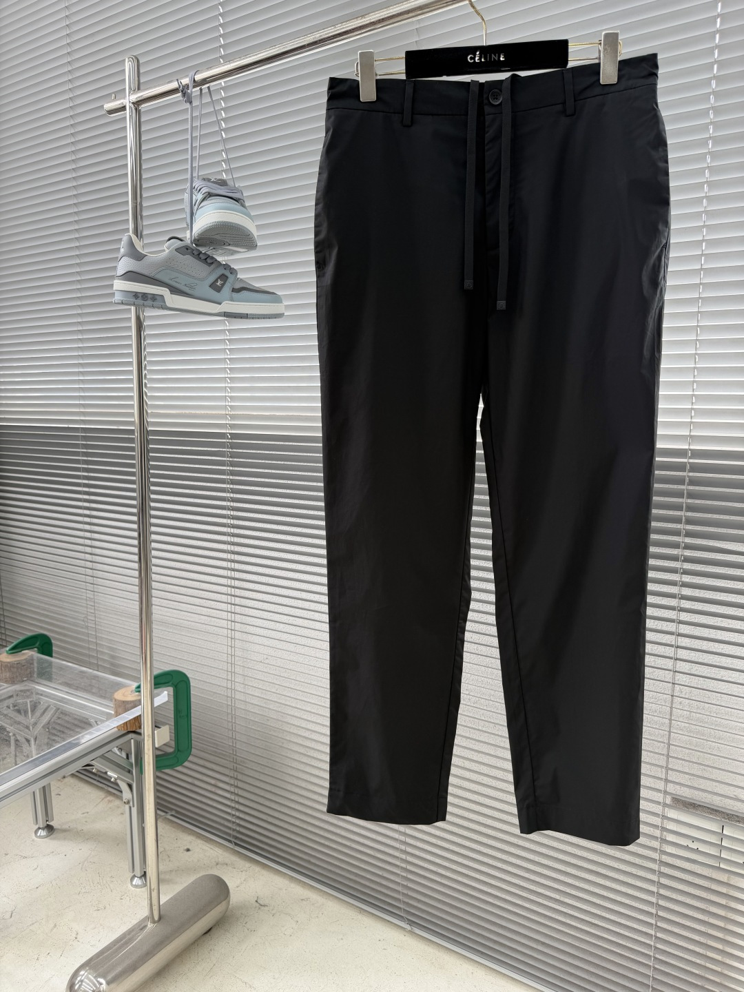 -mon    26春夏新品，工装休闲裤，为了更完美的贴合和舒适….内里质感工艺 都必须天花板……春夏帅
