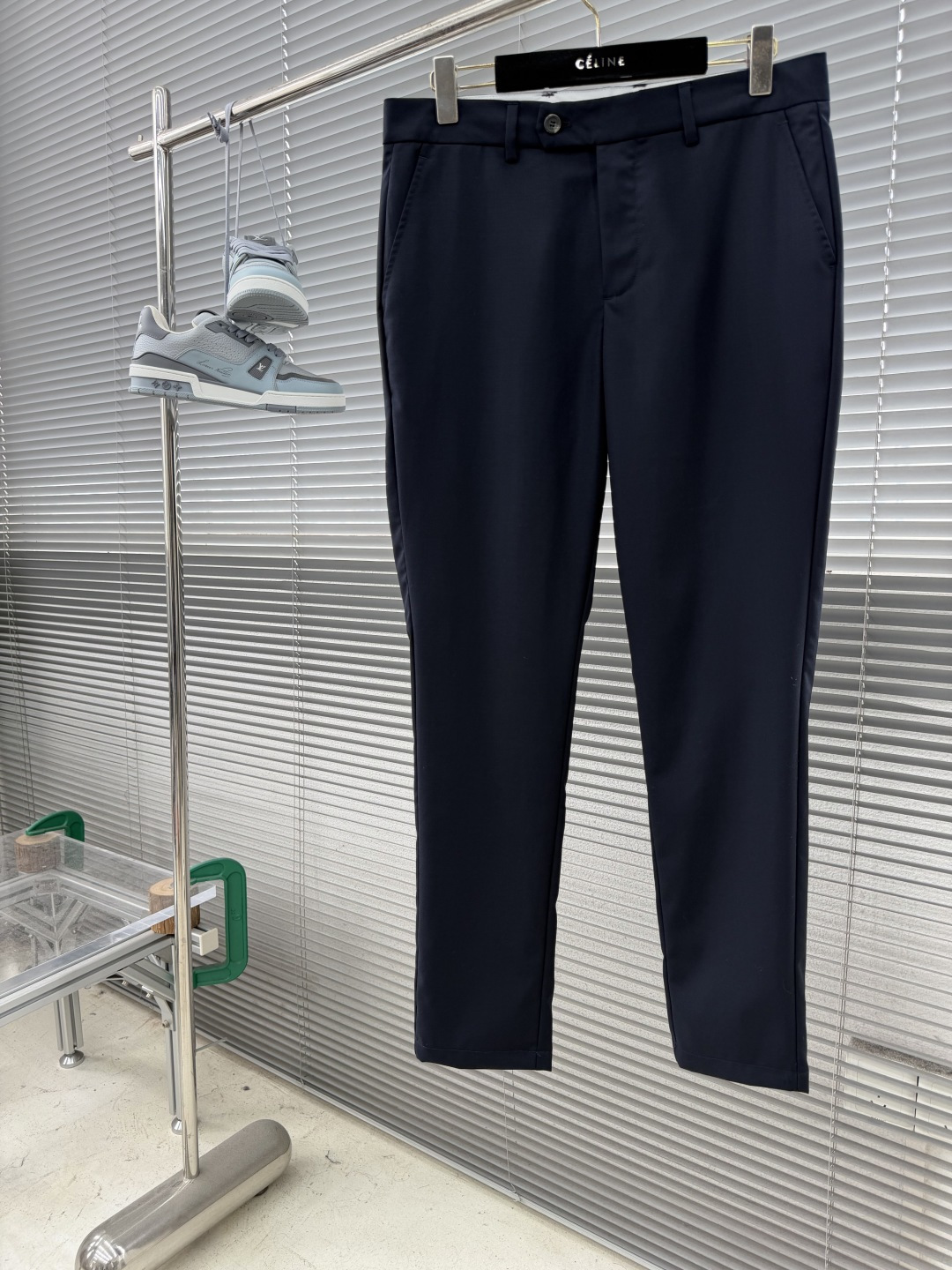 -Brunello Cucinelli BC的经典之作 初剪羊毛休闲西裤1.100%初剪羊毛面料甄选澳大
