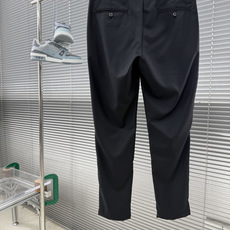 -Brunello Cucinelli BC的经典之作 初剪羊毛休闲西裤1.100%初剪羊毛面料甄选澳大 -Brunello Cucinelli BC的经典之作 初剪羊毛休闲西裤1.100%初剪羊毛面料甄选澳大
