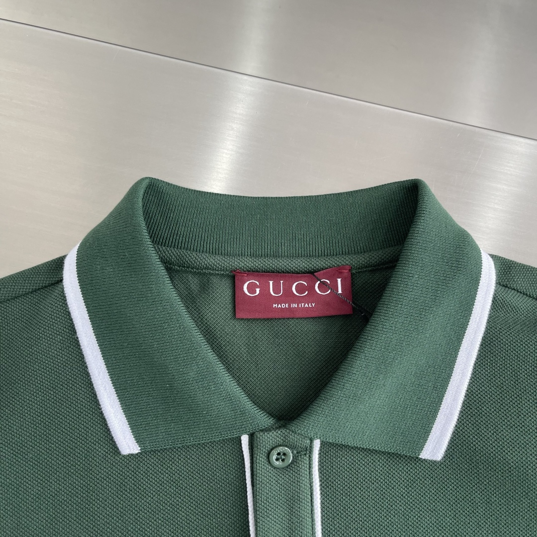 -GUCC    新款条纹Polo衫，采用高品质棉混纺，柔软透气，夏天穿超舒服!领口白色条纹+胸前刺绣L
