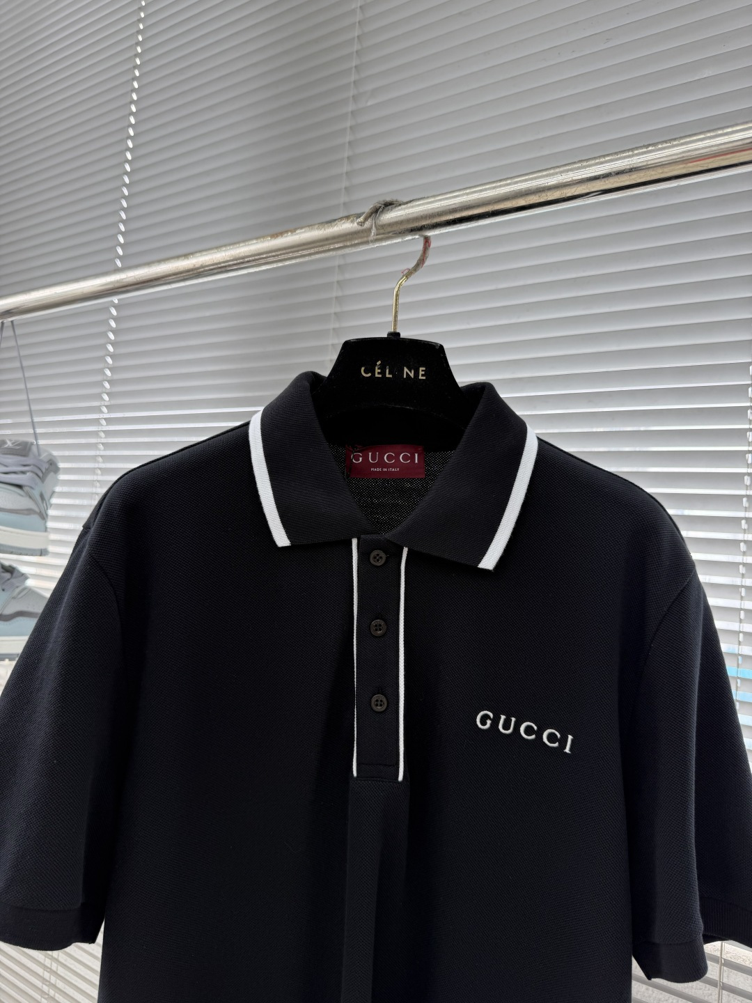 -GUCC    新款条纹Polo衫，采用高品质棉混纺，柔软透气，夏天穿超舒服!领口白色条纹+胸前刺绣L
