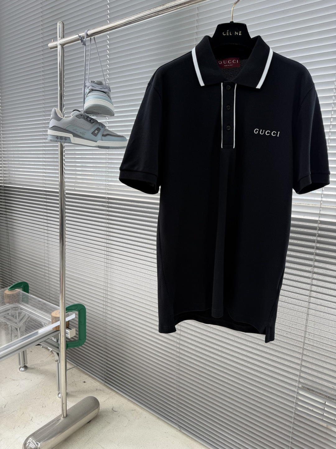 -GUCC    新款条纹Polo衫，采用高品质棉混纺，柔软透气，夏天穿超舒服!领口白色条纹+胸前刺绣L