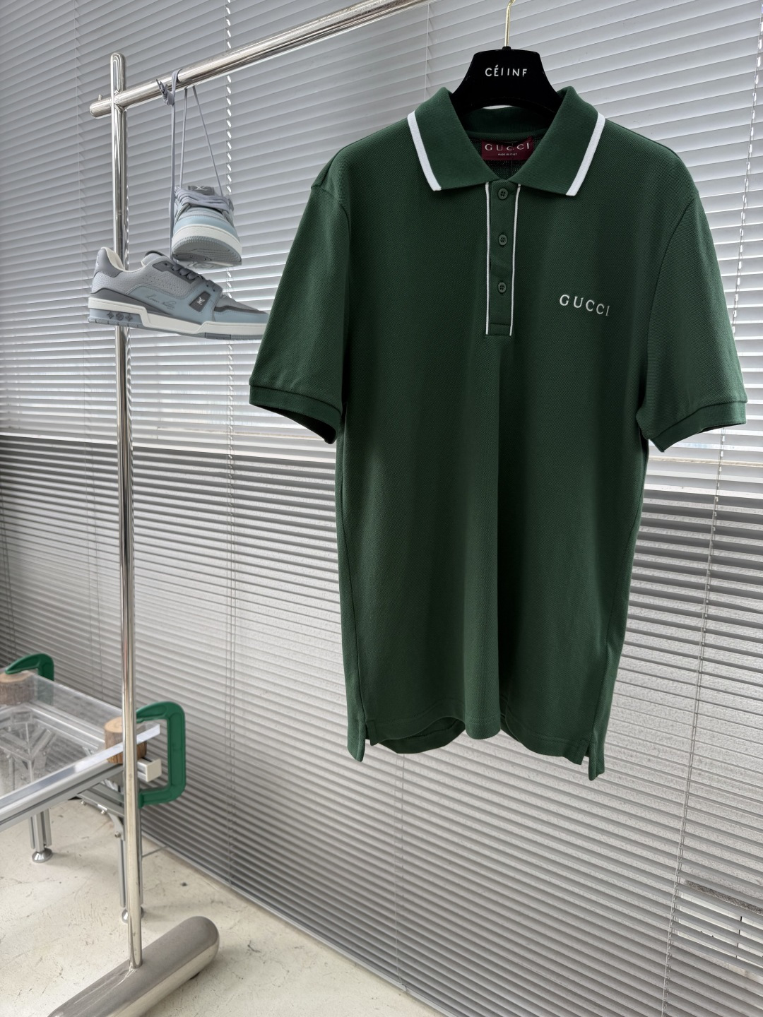 -GUCC    新款条纹Polo衫，采用高品质棉混纺，柔软透气，夏天穿超舒服!领口白色条纹+胸前刺绣L