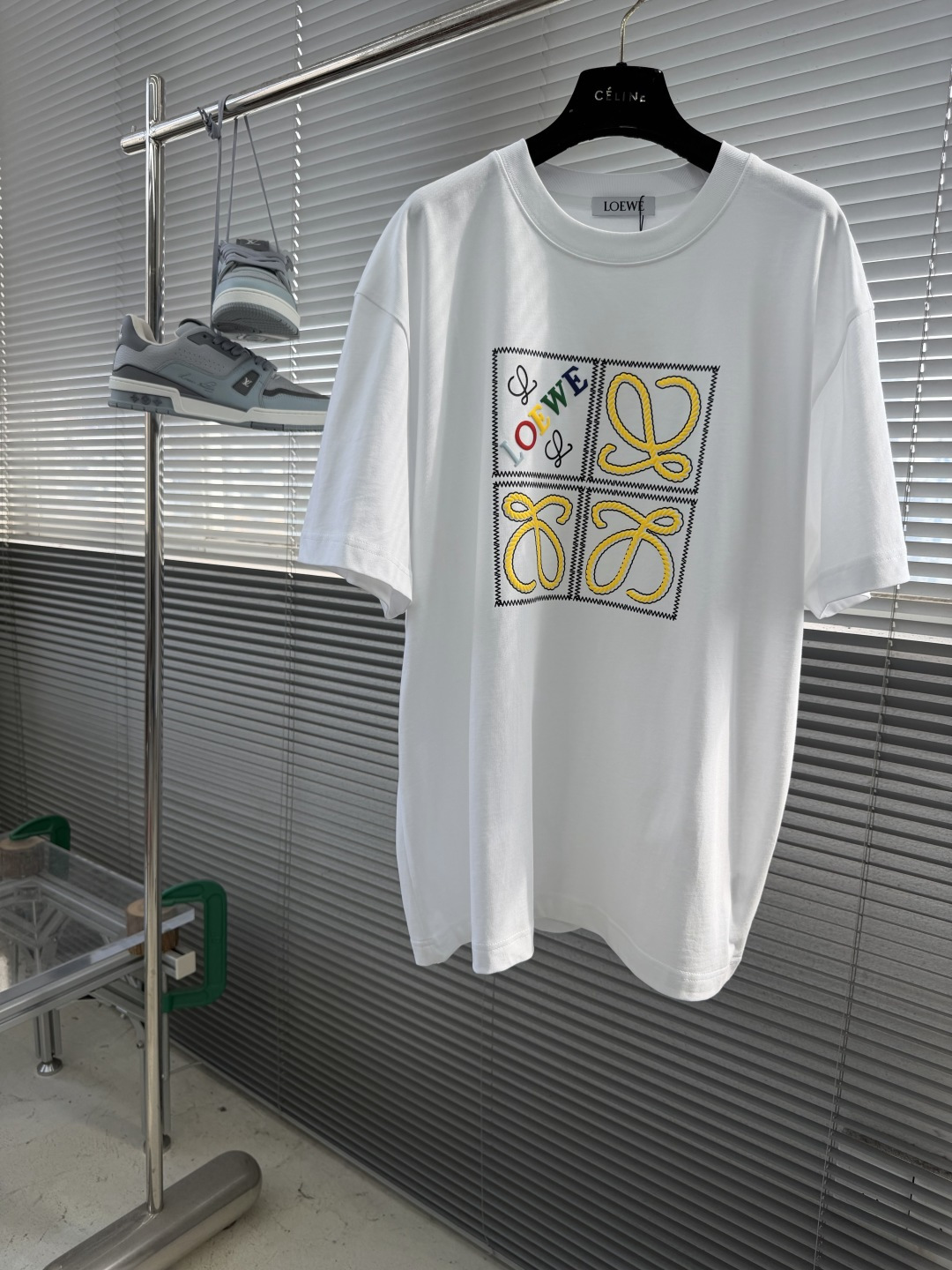 NO:905281,-LOEW 2026 spring and summer new short-sleeved T-shirt, customized pure cotton letter logo printing + foaming, same style for men and women, size S M L XL XXL,,loewe,T-shirt,tees,t-shirt,19860909-LOEW 2026春夏新款短袖T恤 定制纯棉字母logo印花+发泡 男女同款 码数S M L XL XXL,,loewe,T-shirt,tees，t-shirt,,Men's clothing