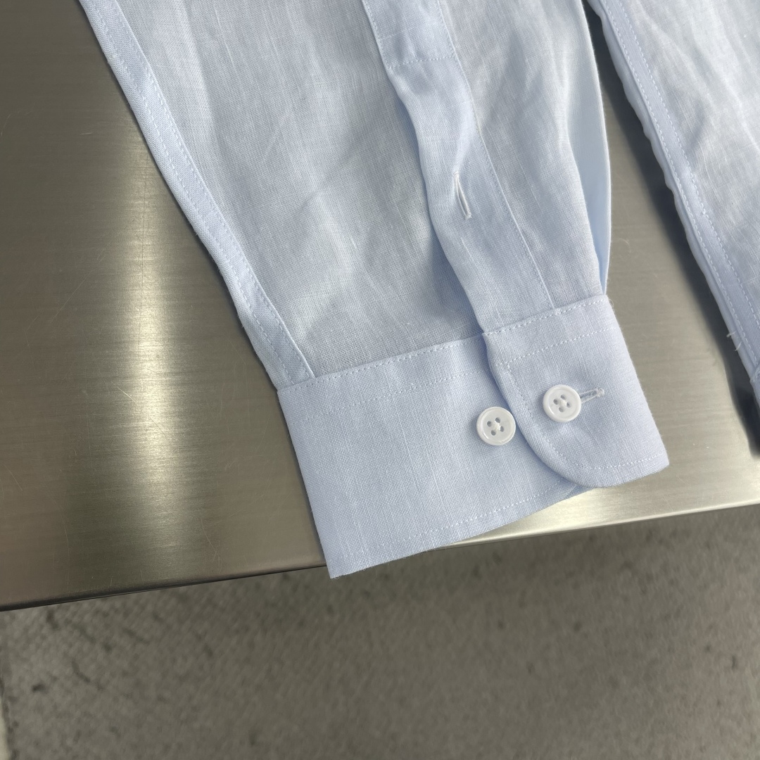 -Loro Piana     春夏新款男士亚麻衬衫，老钱风氛围感直接拉满！商务休闲两相宜，长袖设计适配