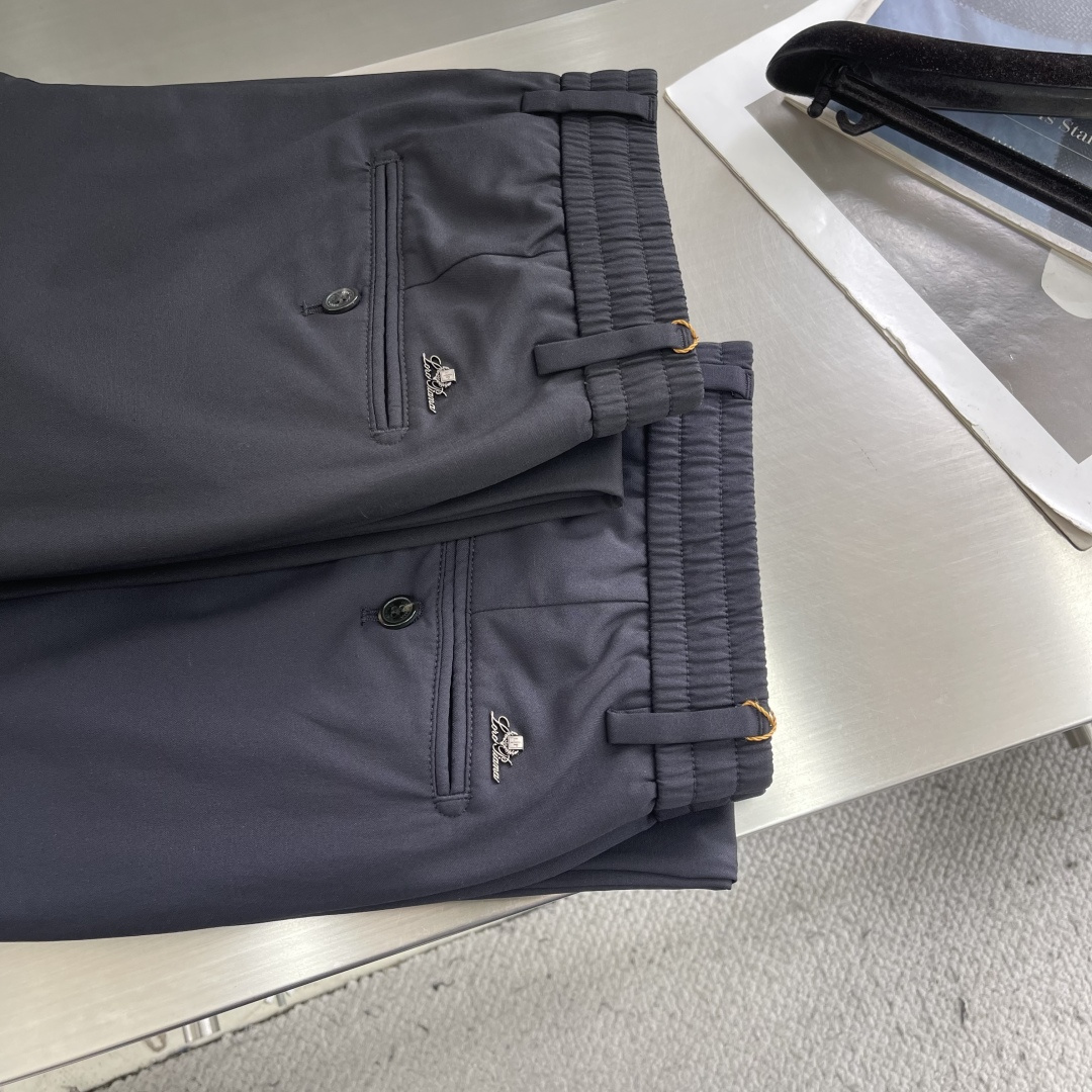 -Loro Piana    2026春季最新品，专柜同步有售，原单狠货，时尚休闲裤，采用进口原版面料，