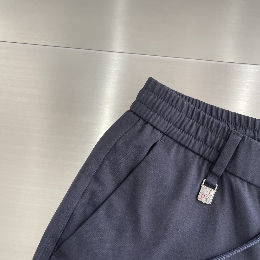 -Loro Piana    2026春季最新品，专柜同步有售，原单狠货，时尚休闲裤，采用进口原版面料，