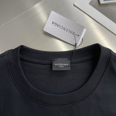 -Balenciag 字母刺绣logoT恤宽松版型 采用客供270克双纱纯棉面料 成衣水洗 手感丝 -Balenciag 字母刺绣logoT恤宽松版型 采用客供270克双纱纯棉面料 成衣水洗 手感丝
