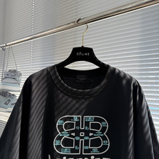 -Balenciag 字母刺绣logoT恤宽松版型 采用客供270克双纱纯棉面料 成衣水洗 手感丝 -Balenciag 字母刺绣logoT恤宽松版型 采用客供270克双纱纯棉面料 成衣水洗 手感丝