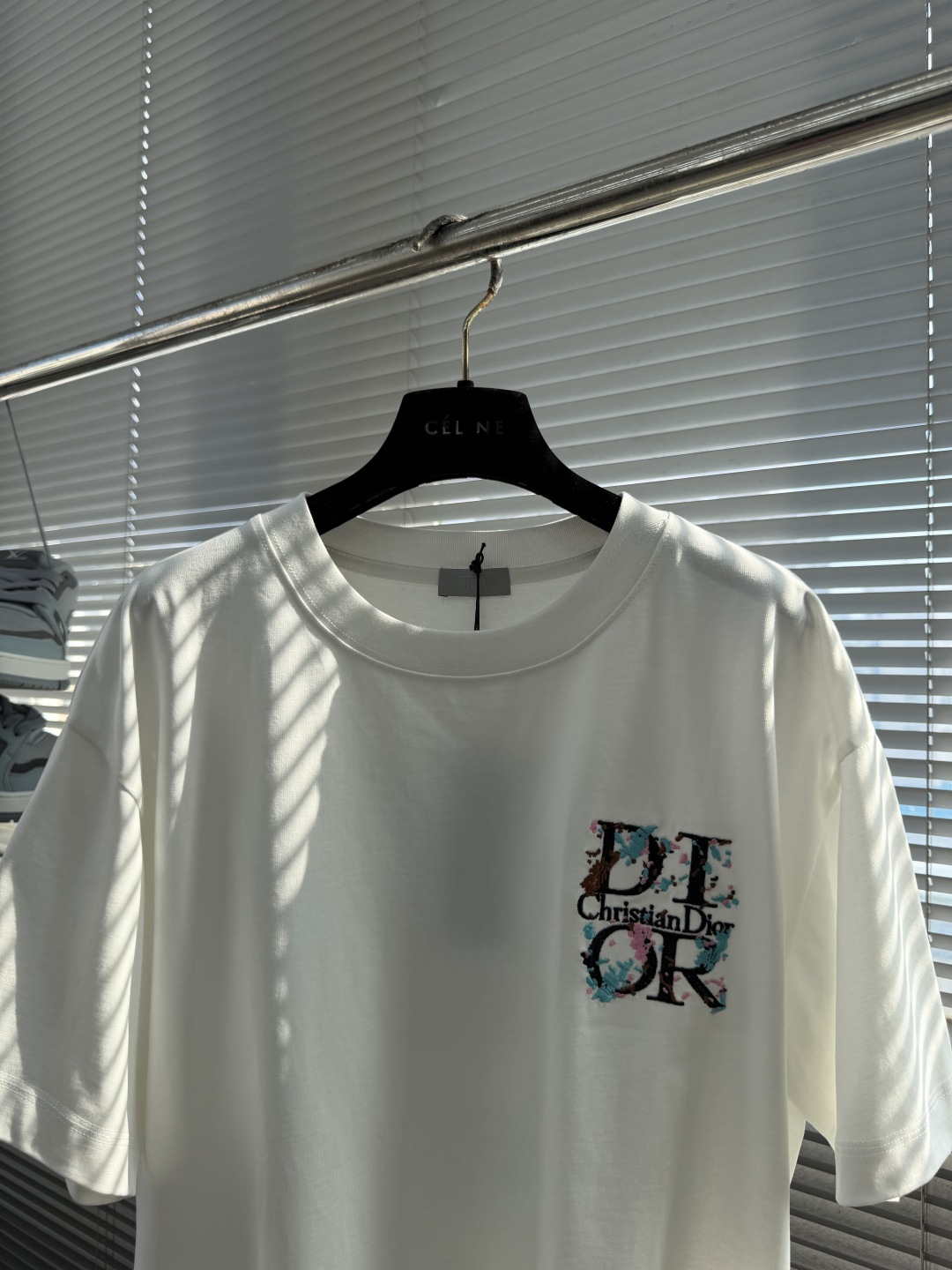-Dio    2026SS春夏新品休闲短TEE，进口优质高支纯棉面料打造，舒适透气，质地超赞！前、后勾