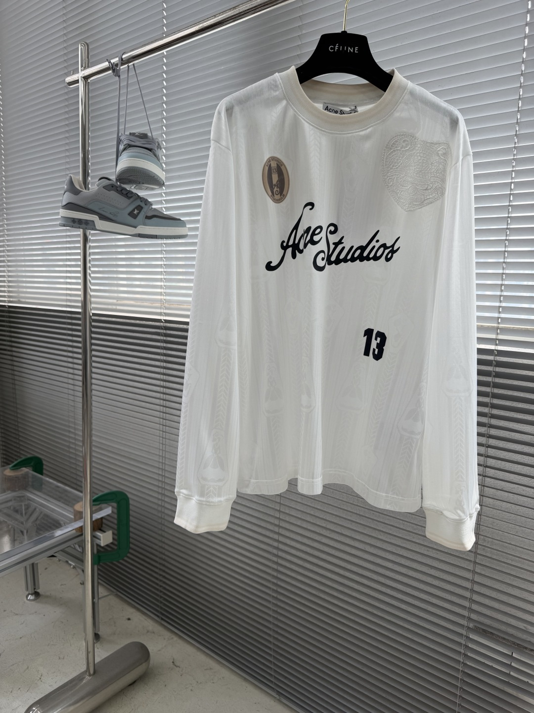 NO:905406,-Acne Studios 26SS football jersey technical jacquard fabric logo top Customized polyester fiber high count jacquard fabric 170g Cotton twill fabric 270g Flat machine rib High temperature heat transfer Template embroidery Glue printing Jacquard fabric 11 Customized accessories and accessories Size S M L XL Length 7071.5 73 74.5 Bust 110114118122 Shoulder width  46.6 47.8 49 50.2,,acne studios,dior,19860909-Acne Studios 26SS足球服科技提花面料徽标上衣 定制聚酯纤维高支数提花面料170克 全棉斜纹面料270克 扁机罗纹 高温烫画 模版刺绣 胶浆印花 提花面料 11订制辅料、配件 码数S M L XL 衣长7071.5 73 74.5 胸围110114118122 肩宽 46.6 47.8 49 50.2,,acne studios,dior,,Men's clothing