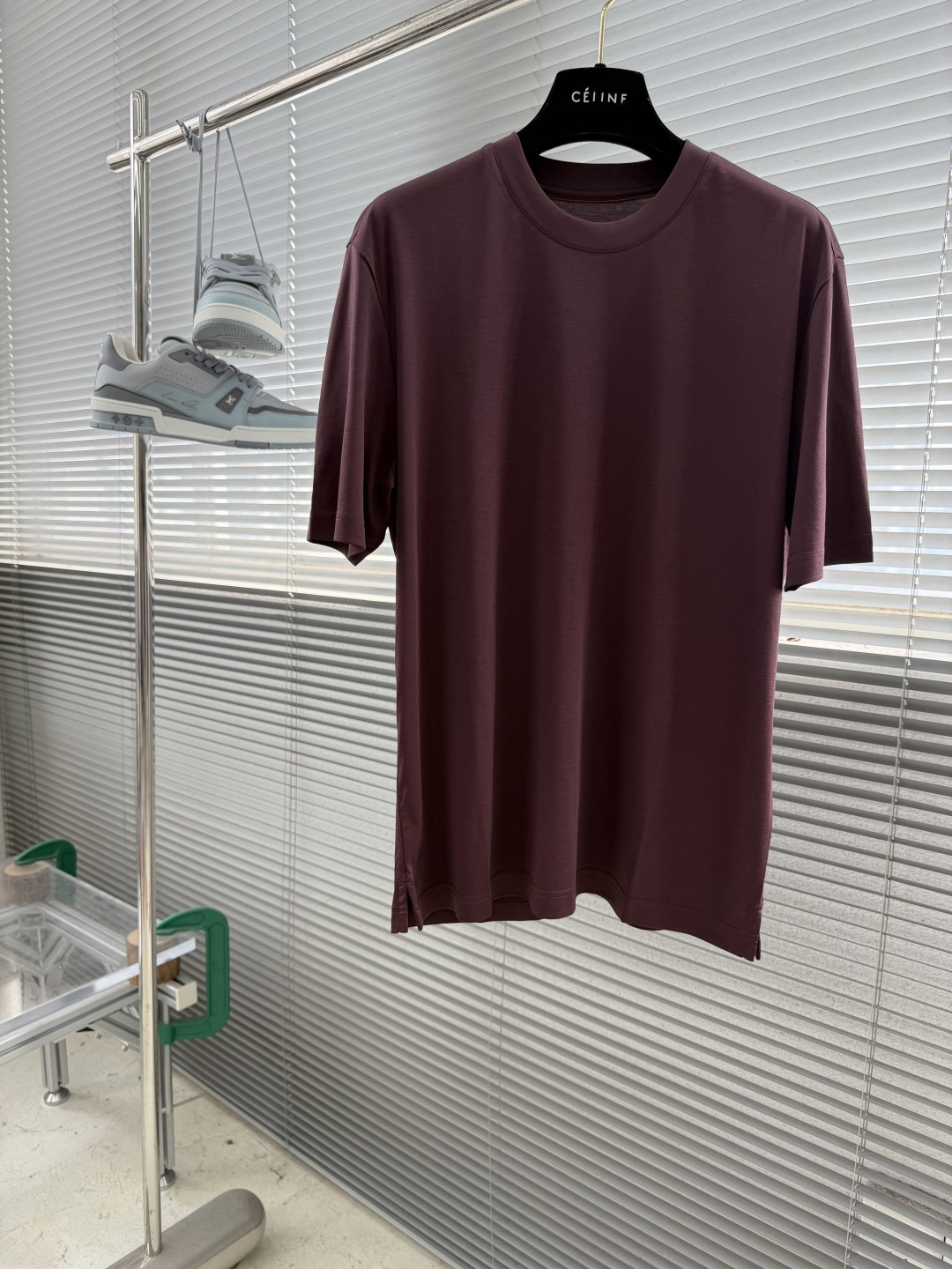 -Loro Piana     基础款三色T恤，这款甄选优质混纺50%莫代尔+28%精梳棉+22%达克纶