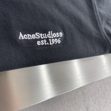 -Acne Studio SS26 刺绣logo复古做旧水洗宽松短袖双扣Polo衫高品码数:XS. -Acne Studio SS26 刺绣logo复古做旧水洗宽松短袖双扣Polo衫高品码数:XS.