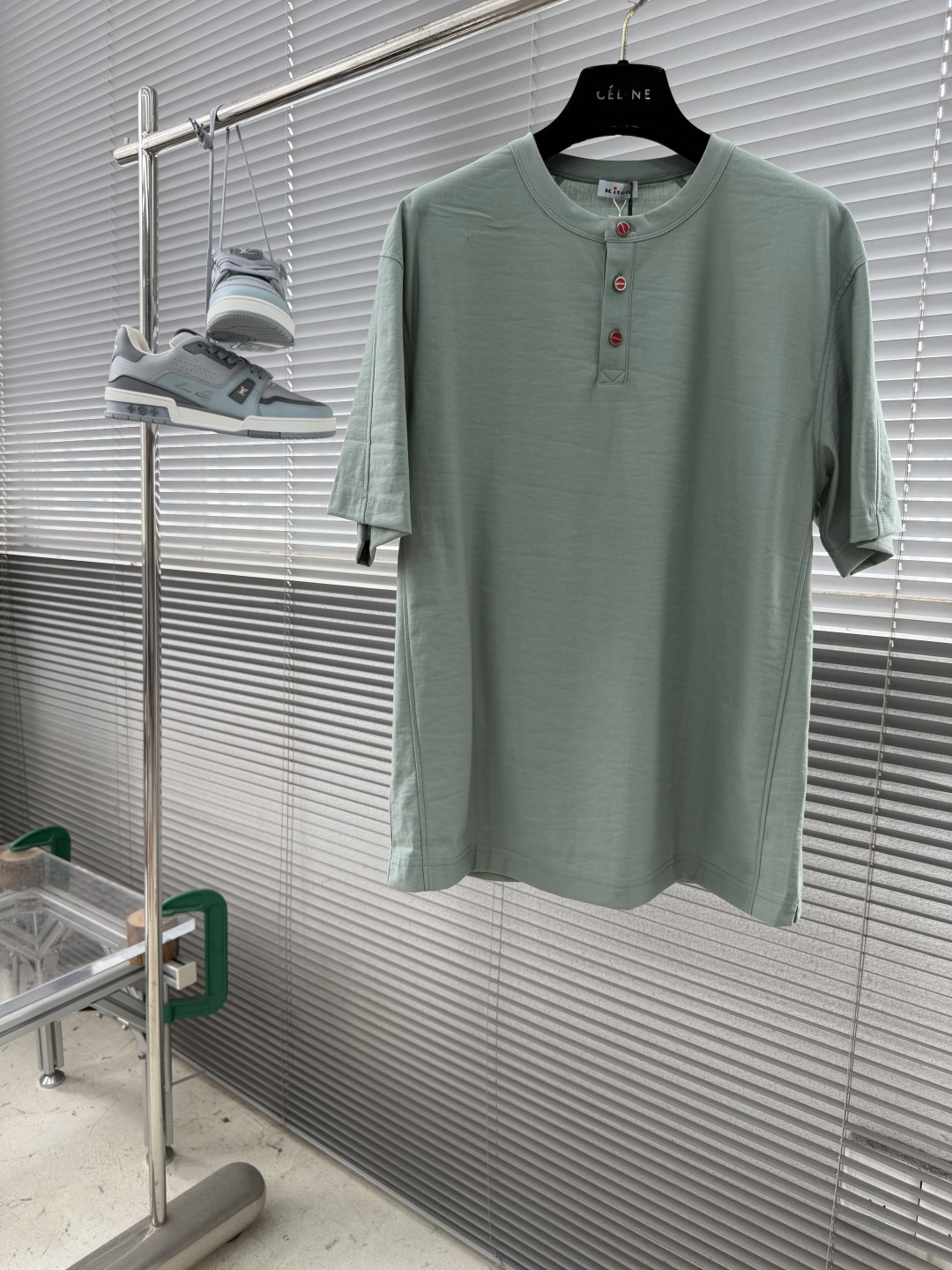 -Kiton   复古老钱风亨利领正肩透气短袖 码数：M.L.XL.2XL.3XL.4XL尺码	衣长  