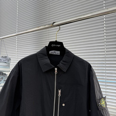 -Stone Island 户外全拉链银色短袖….金属丝网格薄尼面料...出口 韩国订单。帅气的 -Stone Island 户外全拉链银色短袖….金属丝网格薄尼面料...出口 韩国订单。帅气的