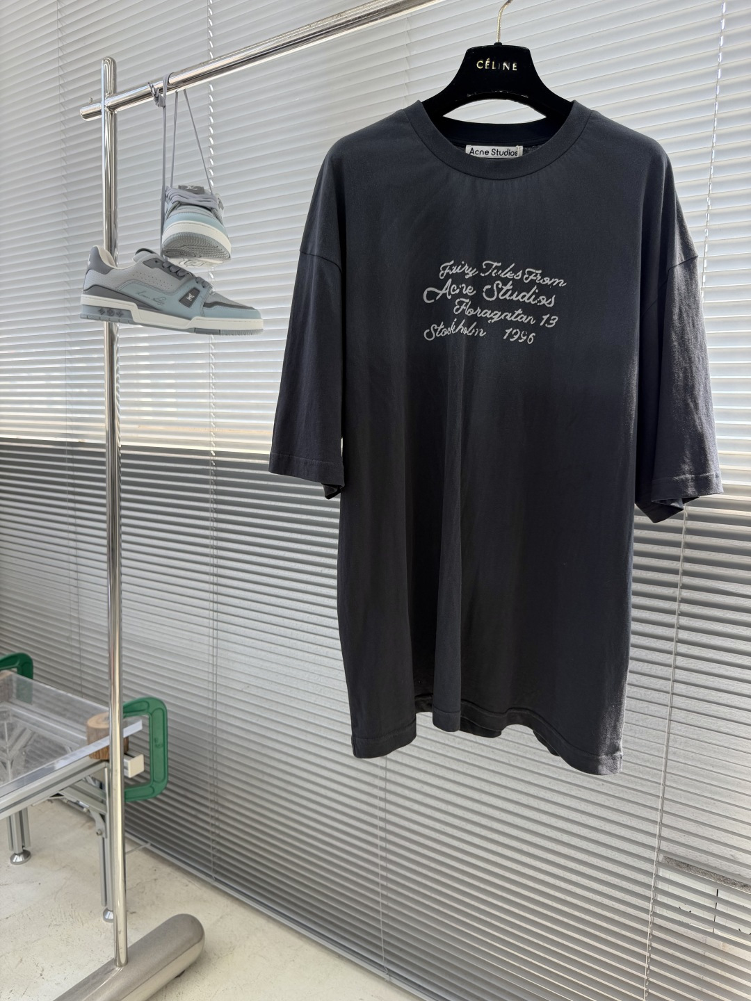 NO:935534,-Acne Studio. Logo printed round neck, loose short sleeves. There is no choice in the shape, and the distressed colors are super nice!  Size S.M.L.XL Length 7576.5 78 79.5 Shoulder width 5051.5 53 54.5 Bust 112 116 120124,,acne studios,dior,T-shirt,19860909-Acne Studio.徽标印花圆领宽松短袖 版型没得挑,颜色做旧超好看！ 码数S.M.L.XL 衣长7576.5 78 79.5 肩宽5051.5 53 54.5 胸围 112 116 120124,,acne studios,dior,T-shirt,,Men's clothing