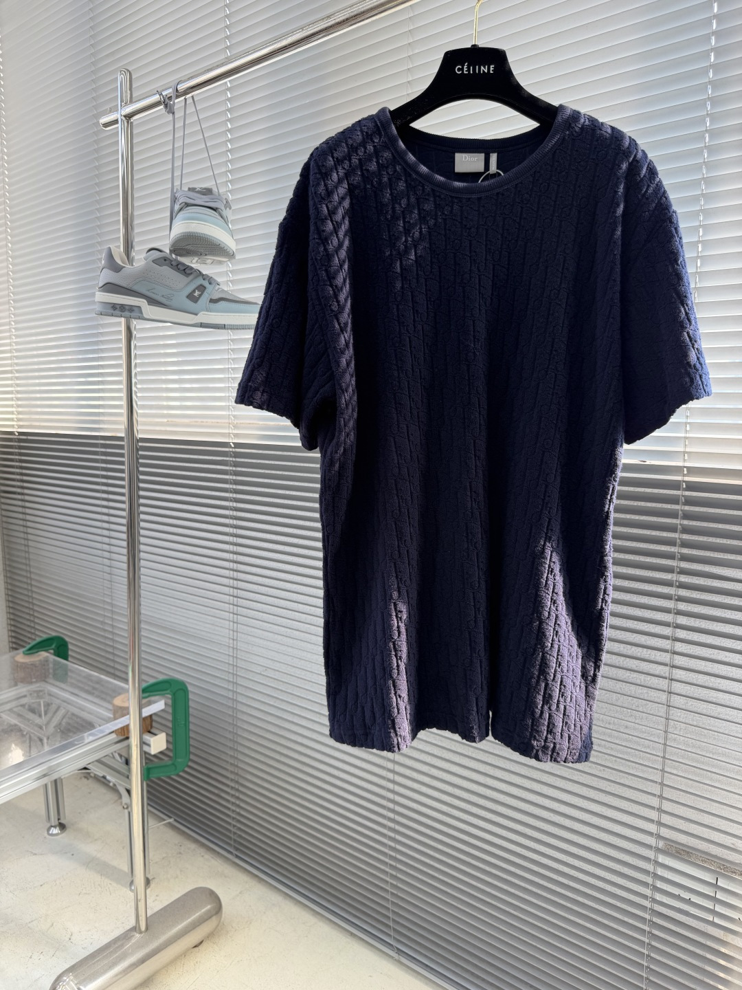 NO:938268,Tops Shorts -Dio 26FW cotton terry jacquard logo T-shirt Customized cotton terry jacquard Custom dyed 1*1 rib gram Fabric jacquard Positioning cutting bed 11 Customized accessories and accessories Size S M L XL Length 73757779 Bust 112 116 120 124 Shoulder width 49.5 51 52.5  54,,dior,shorts,tees,t-shirt,19860909上衣 短裤 -Dio 26FW棉质毛圈布提花Logo标识T恤 定制棉质毛巾提花布 定染1*1罗纹克 面料提花 定位裁床 11订制辅料、配件 码数S M L XL 衣长73757779 胸围 112 116 120 124 肩宽49.5 51 52.5 54,,dior,shorts,tees，t-shirt,,Men's clothing
