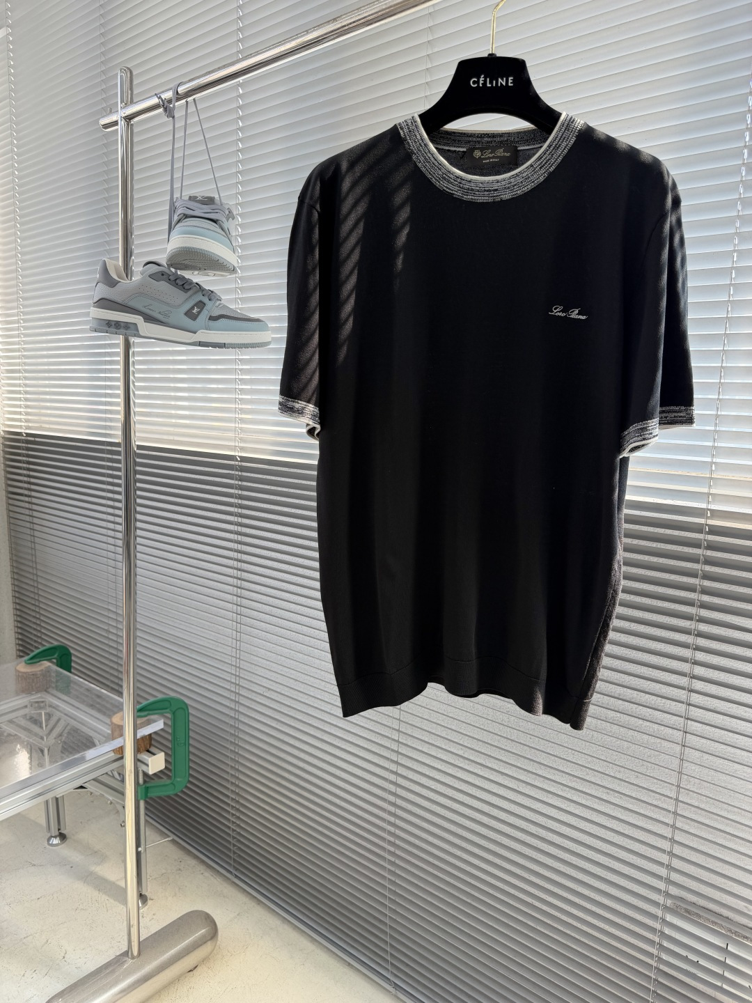 -Loro Piana     26SS春夏新款进口科技纤维混纺撞色圆领针织短Tee，男士经典字母徽标刺