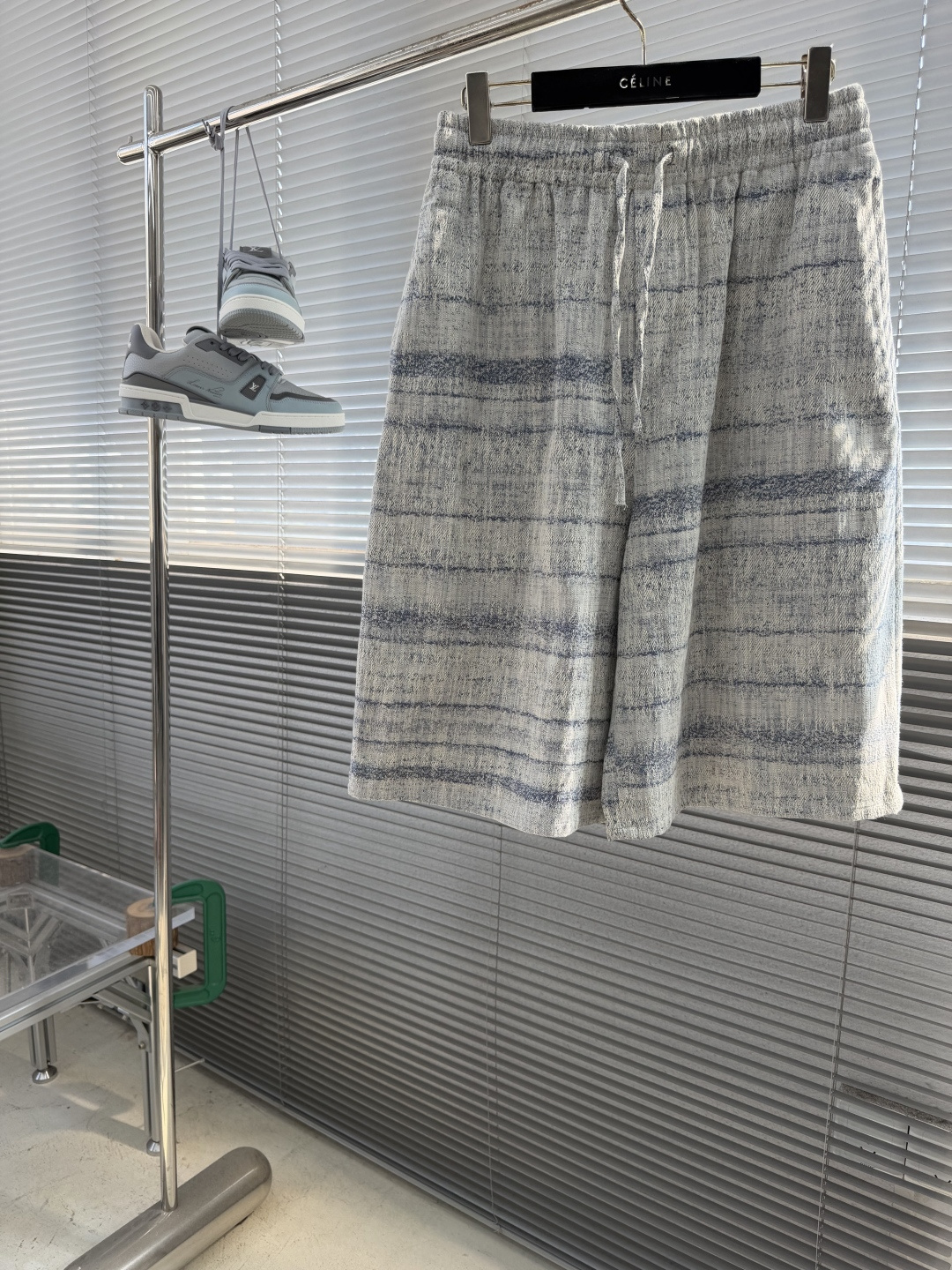 NO:938260,Shorts Tops -LOEW 26SS textured jacquard embroidered denim denim shorts Customized woolen cotton jacquard Imported embroidery Fabric jacquard 11 Customized accessories and accessories Size S M L19860909短裤 上衣 -LOEW 26SS纹理提花刺绣单宁布牛仔短裤 定制粗纺棉纱大提花克 进口刺绣 面料提花 11订制辅料、配件 码数S M L XL 裤长65666768 臀围 112 116 120124 腰围74788286,,loewe,shorts,,Men's clothing