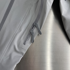 -🐦 鸟家 AR系列,专为高山环境设计,采用 Gore-Tex Pro 等专业面料,具备极强的 -🐦 鸟家 AR系列,专为高山环境设计,采用 Gore-Tex Pro 等专业面料,具备极强的