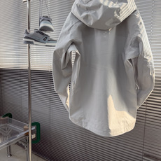 -🐦 鸟家 AR系列,专为高山环境设计,采用 Gore-Tex Pro 等专业面料,具备极强的 -🐦 鸟家 AR系列,专为高山环境设计,采用 Gore-Tex Pro 等专业面料,具备极强的