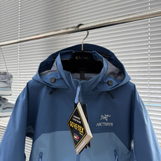 -🐦 鸟家 AR系列,专为高山环境设计,采用 Gore-Tex Pro 等专业面料,具备极强的 -🐦 鸟家 AR系列,专为高山环境设计,采用 Gore-Tex Pro 等专业面料,具备极强的
