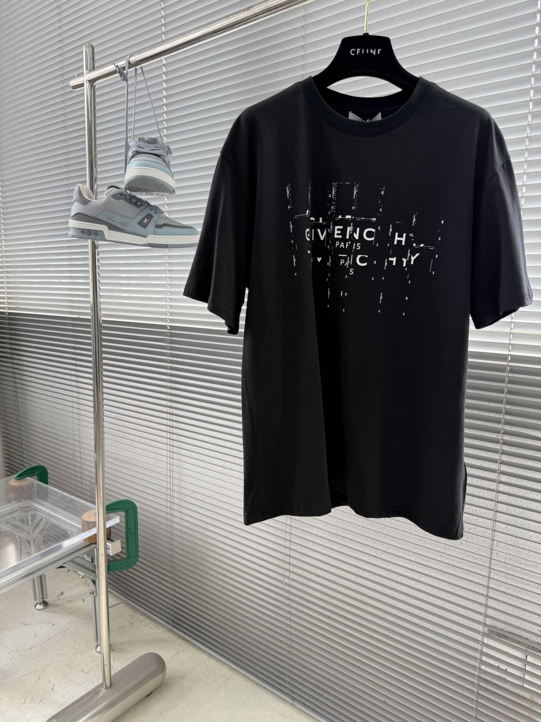 NO:953875,-GVC 26SS photographic negative art logo printed T-shirt 40 count double-ply cotton plain fabric Trendy brand 1*1 stretch rib Glue printing Fabric enzyme wash Size S M L  52.4,,tees,t-shirt,19860909-GVC 26SS摄影底片艺术Logo印花T恤 40支双股爽棉平纹布 潮牌1*1拉架罗纹 胶浆印花 面料酵洗 码数S M L XL 衣长68.5 70 71.5 73 胸围 106 110 114 118 肩宽48.8 50 51.2 52.4,,tees，t-shirt,,Men's clothing