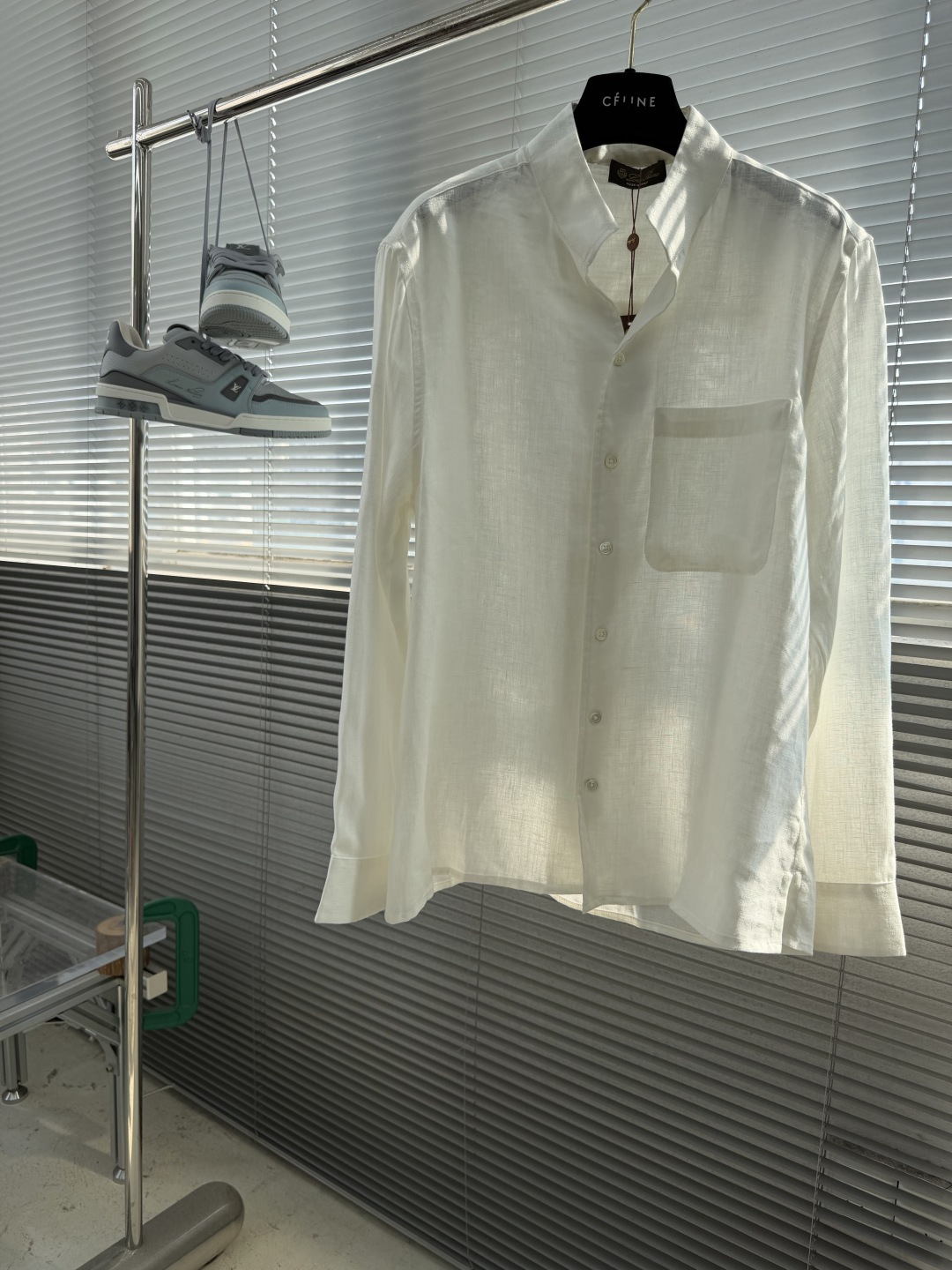 NO:957775,-Loro Piana stand collar linen apricot shirt Material Linen Size M-4XL Size M LXL 2XL3XL 4XL Length 6971 73 7576 78 Bust 104 108 112116 120 124 Waist 100 104 108 112 116 120 Sleeve length 60  61 62 63 64. 65,,loro piana,shirts,19860909-Loro Piana 立领亚麻杏色衬衫 材质 亚麻 尺码M-4XL 尺码 M  LXL 2XL3XL 4XL 衣长6971 73 7576 78 胸围104 108 112116 120 124 腰围100 104 108 112 116 120 袖长60 61 62 63 64. 65,,loro piana,shirts,,Men's clothing