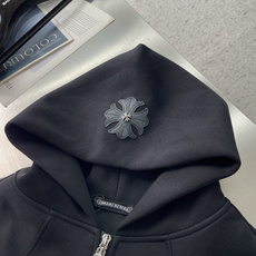 -CH 克罗心 十字架拉链帽衫 重磅卫衣布料,厚实垂顺,上身挺括有型;印花线条清晰饱满,牢固耐洗不易掉色开裂;金 -CH 克罗心 十字架拉链帽衫 重磅卫衣布料,厚实垂顺,上身挺括有型;印花线条清晰饱满,牢固耐洗不易掉色开裂;金