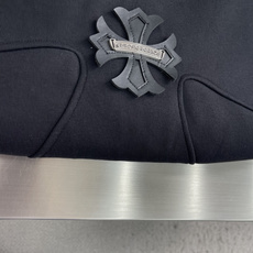 -CH 克罗心 十字架拉链帽衫 重磅卫衣布料,厚实垂顺,上身挺括有型;印花线条清晰饱满,牢固耐洗不易掉色开裂;金 -CH 克罗心 十字架拉链帽衫 重磅卫衣布料,厚实垂顺,上身挺括有型;印花线条清晰饱满,牢固耐洗不易掉色开裂;金