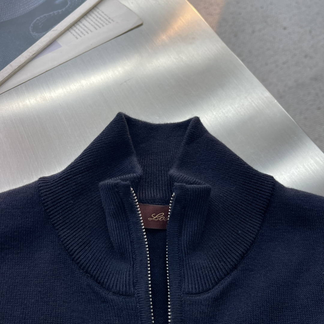 -Loro Piana     2026男士新款羊毛蚕丝皎夹克衫 此系列今年官方全新配色 依然是经典单品 这款精致的飞行