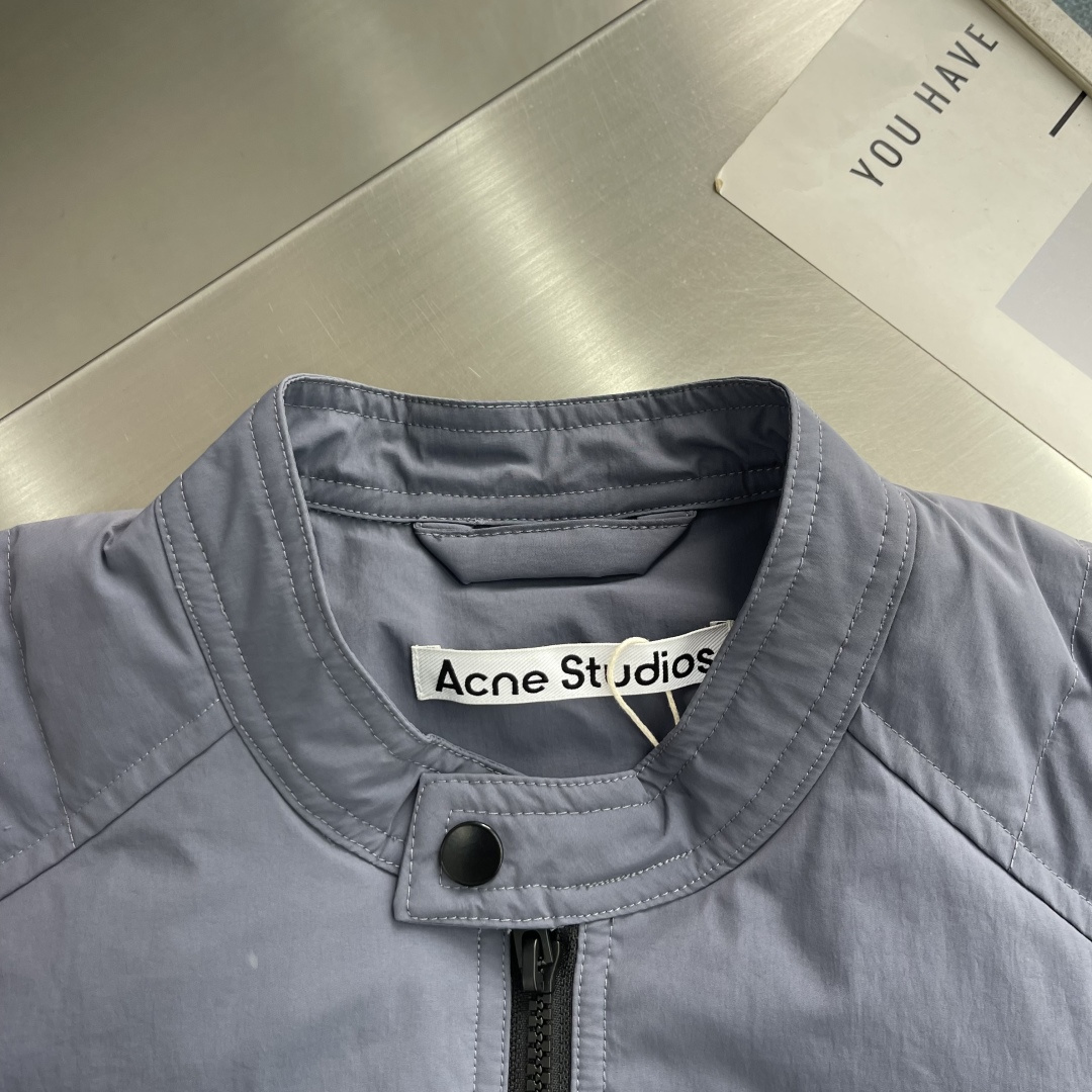 -Acne Studio 无帽徽标印花排骨字母 羽绒服 男女同款 蓝色 码数:46.48.50.52 尺码 衣 -Acne Studio 无帽徽标印花排骨字母 羽绒服 男女同款 蓝色 码数:46.48.50.52 尺码 衣