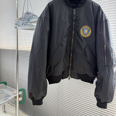 -Balenciag 纯色罗纹拉链贴片长袖 棉服 宽松版型 男女同款 黑色 码数:44.46.48.50 尺码 -Balenciag 纯色罗纹拉链贴片长袖 棉服 宽松版型 男女同款 黑色 码数:44.46.48.50 尺码